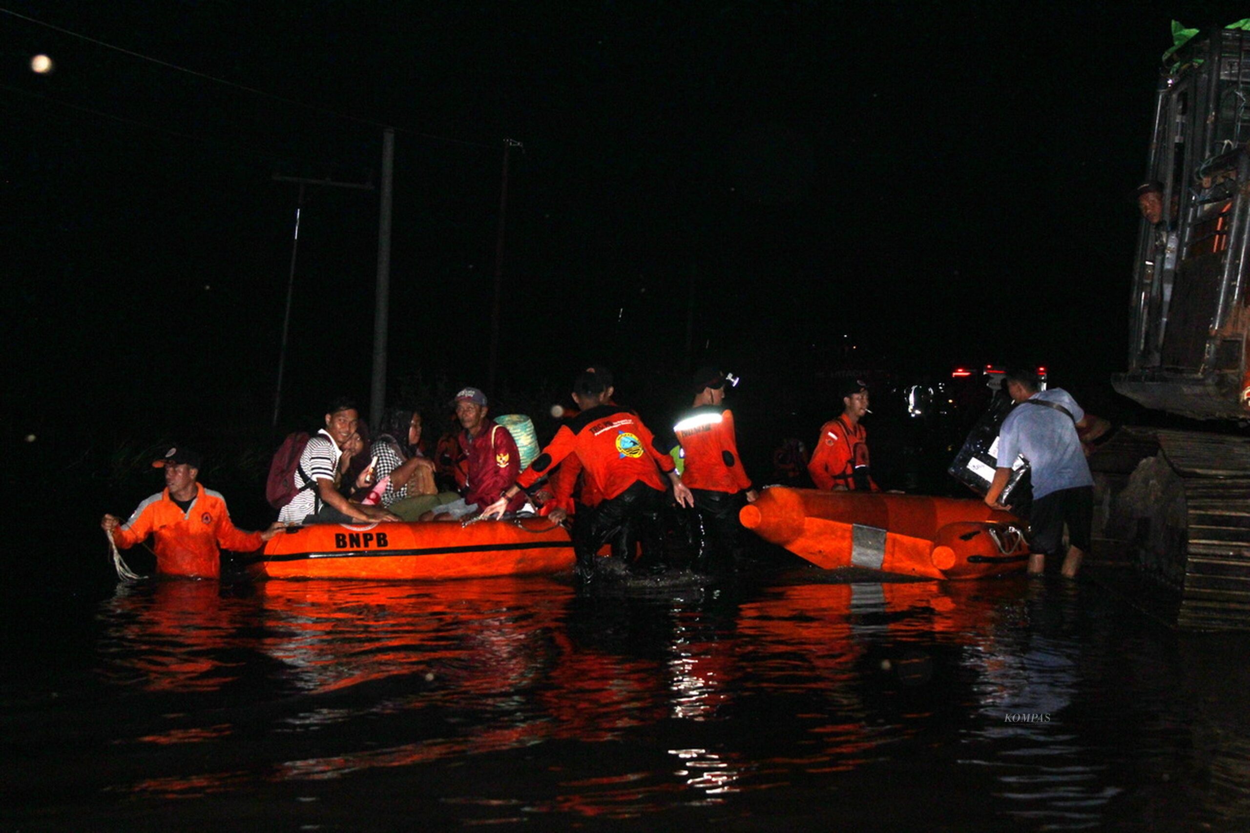 Trans-Kalimantan di Barito Selatan Putus Direndam Banjir